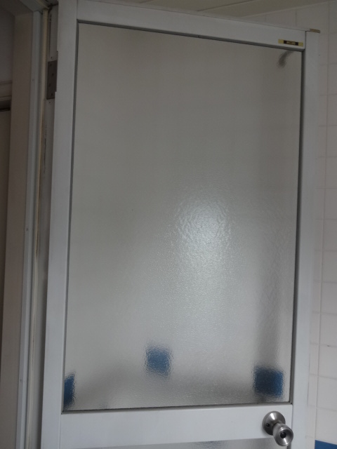 浴室扉の写真